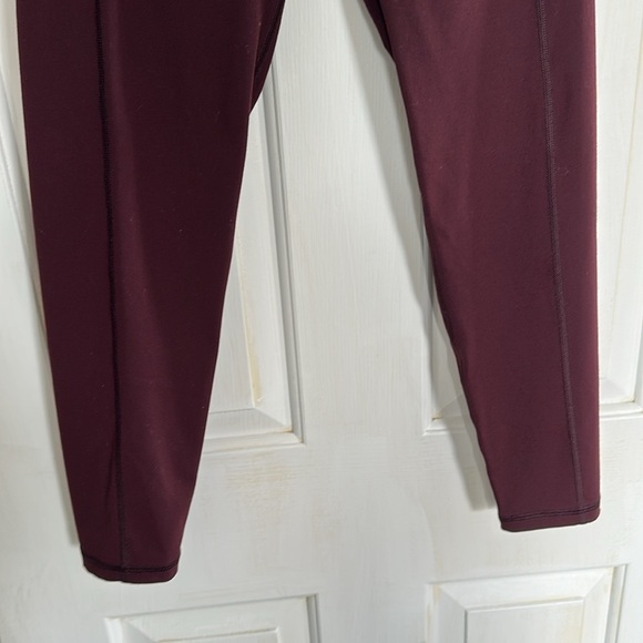 Victoria Secret Maroon Leggings Size Small - Picture 2 of 4
